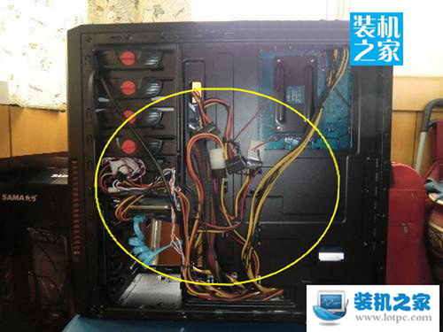 電腦組裝線纜整理全攻略 從內(nèi)部理線到背部走線技巧詳解